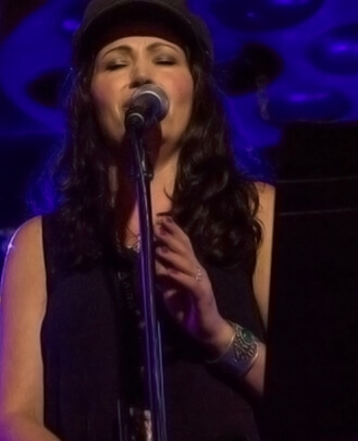 Vocal Teacher, Rookies Performance Teacher Shannon Shade